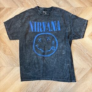 XL Nirvana Graphic T-Shirt in Black and Blue